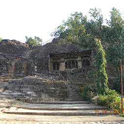 Indore To Pachmarhi